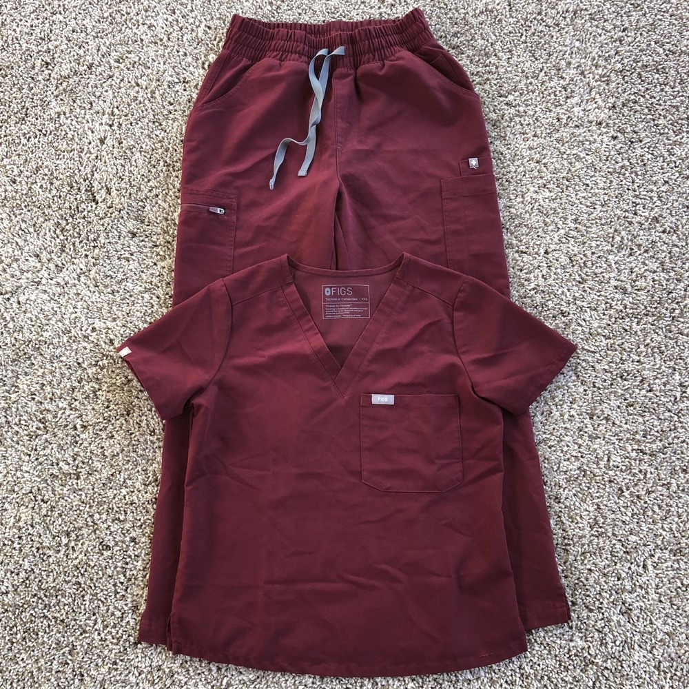 Figs Burgundy Scrub Set